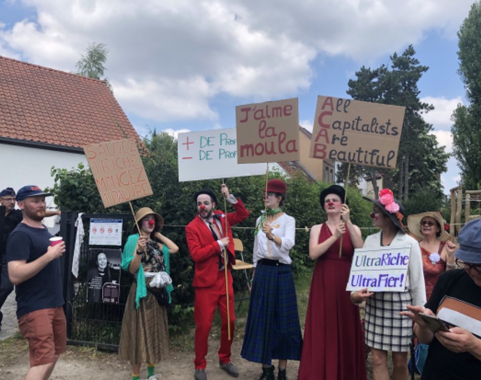 Parade Stop the rich