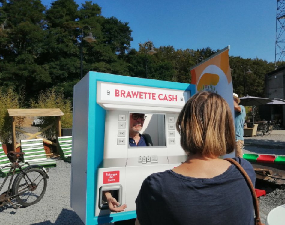 Brawette cash